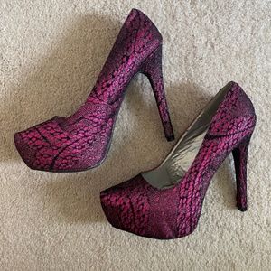 NWOT Charlotte Russo Hot Pink/Black Lace 6" Stilettos - Size 8